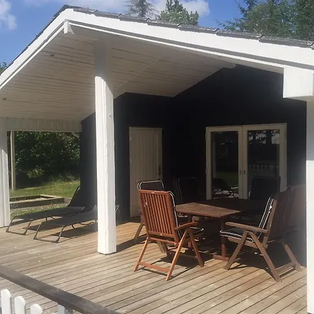 Three-bedroom Holiday In Holiday home Hals